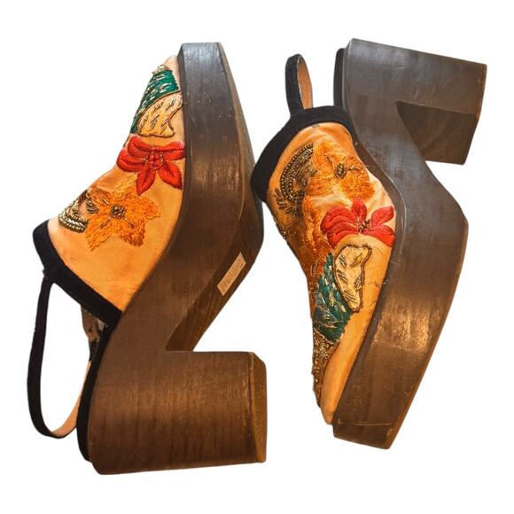 Free People Cosmic Storm platform clogs women’s 38 chunky embroidered boho - Picture 4 of 12